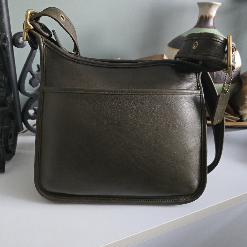 Vintage Coach Legacy Zip Shoulder Bag